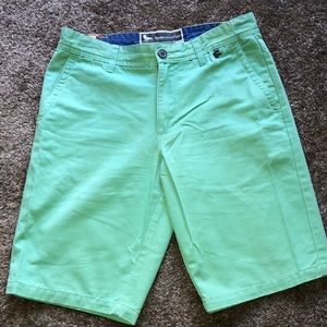Modern Amusement Men’s  Shorts, size 30, green
